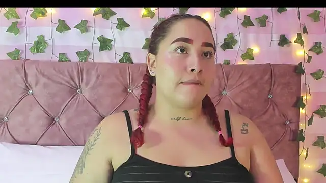 Ayla-marttinez online show from 02-12-26, 01:00