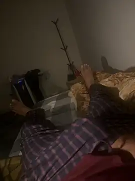 Snapshot of Night_outcam chatting on 02-15-26, 07:10 Night outcam online show from 02-15-26, 07:10