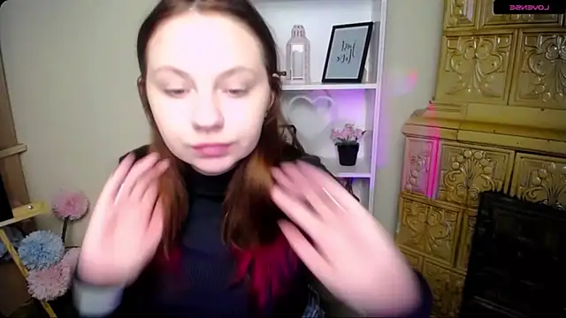 LiliaErmi online show from 12-22-25, 06:10