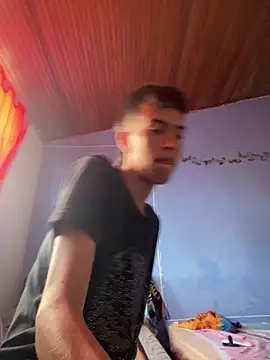 Juan Gomezz26 online show from 04-08-26, 09:15