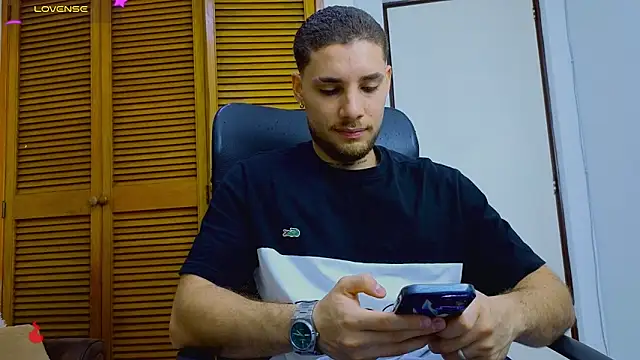 King meruem online show from 01-18-26, 12:42