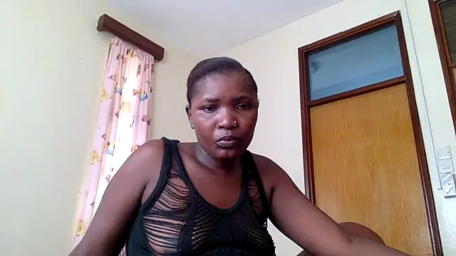 Snapshot of Chan_Tel chatting on 12-17-25, 12:11 Chan Tel online show from 12-17-25, 12:11