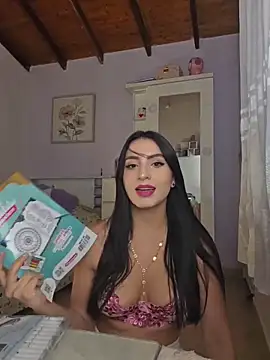 Esmeralda Rossi online show from 02-07-26, 09:40