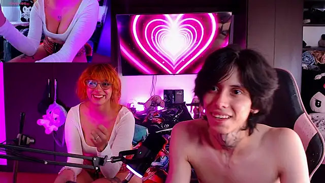 Snapshot of HAHorny chatting on 12-21-25, 07:21 HAHorny online show from 12-21-25, 07:21