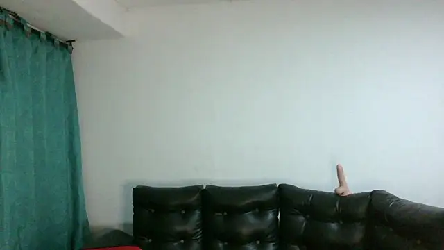 Snapshot of SebasT-sex chatting on 03-03-26, 03:45 SebasT-sex online show from 03-03-26, 03:45