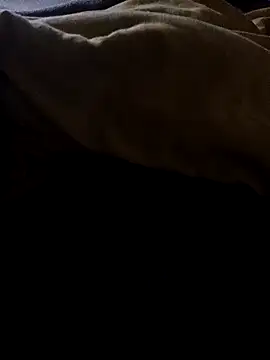 Snapshot of samu2469 chatting on 12-16-25, 03:22 samu2469 online show from 12-16-25, 03:22