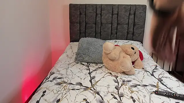 Annalia69 online show from 01-06-26, 08:29