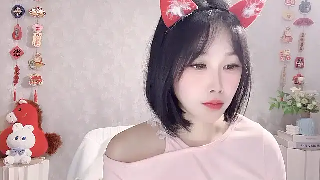 Pinkgirl520 online show from 03-12-26, 02:29