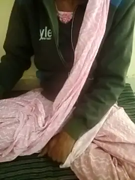 Snapshot of kum-kum78 chatting on 12-15-25, 06:50 kum-kum78 online show from 12-15-25, 06:50