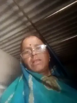 Snapshot of Pinki_rajak chatting on 03-19-26, 05:22 Pinki rajak online show from 03-19-26, 05:22