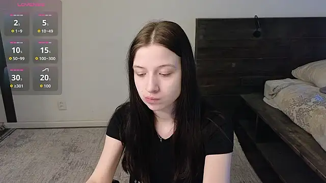 AlicePowells online show from 03-24-26, 11:04