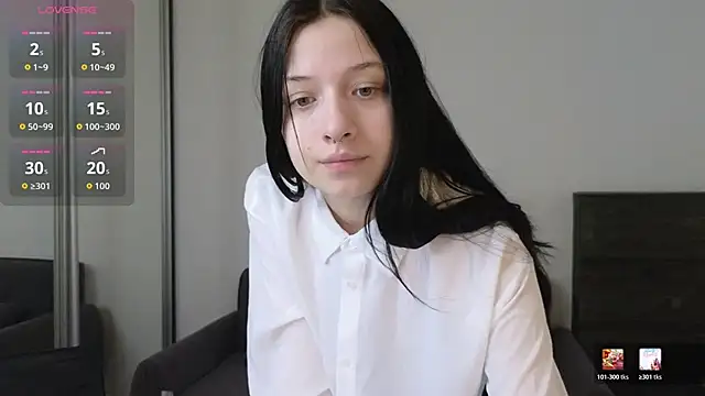Snapshot of AlicePowells chatting on 04-23-26, 11:09 AlicePowells online show from 04-23-26, 11:09