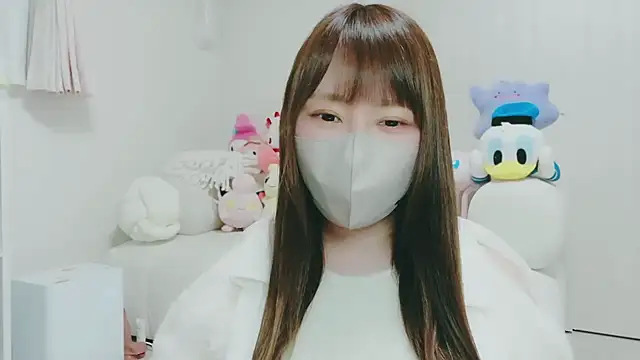 yuyuchan   online show from 03-09-26, 11:03