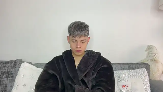 Snapshot of Andy_Belier23 chatting on 01-15-26, 01:59 Andy Belier23 online show from 01-15-26, 01:59