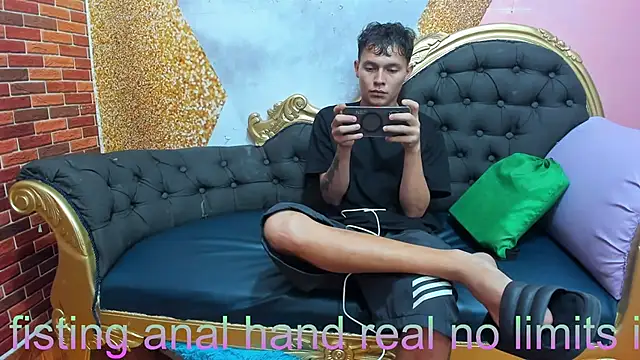 Snapshot of Princeexoticlatin_ chatting on 01-12-26, 08:25 Princeexoticlatin online show from 01-12-26, 08:25