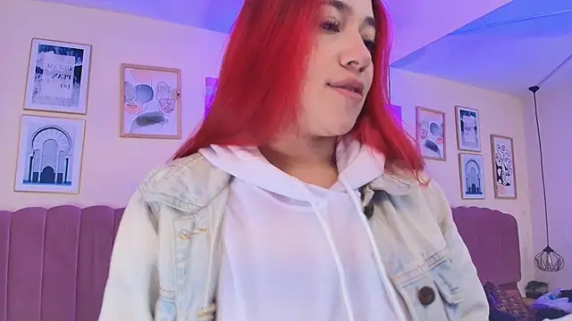 Snapshot of Celestee15_ chatting on 06-11-26, 11:19 Celestee15 online show from 06-11-26, 11:19