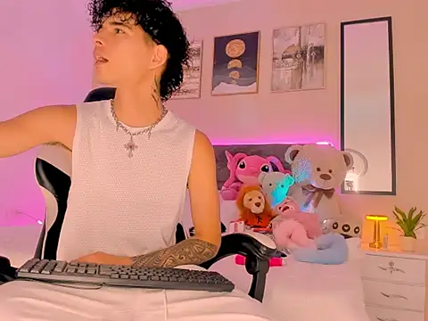 back thomson online show from 02-21-26, 08:43