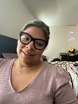 Snapshot of BettyWhispers chatting on 07-06-26, 03:58 BettyWhispers online show from 07-06-26, 03:58