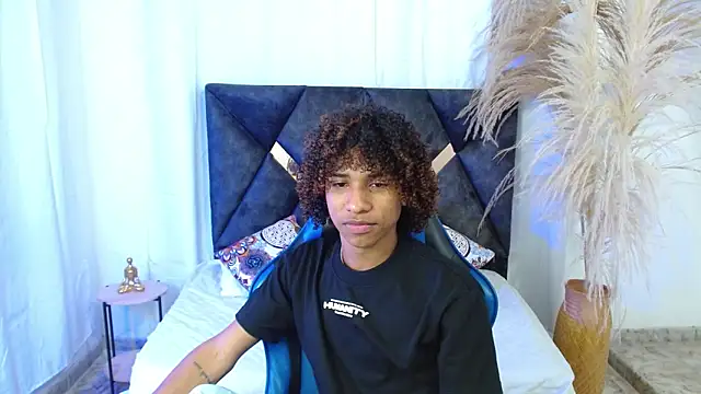 angelll18  online show from 01-17-26, 08:45