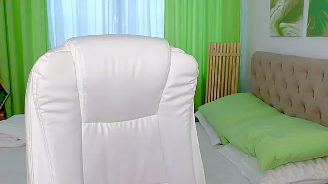 Miss Alisa  online show from 02-18-26, 09:16