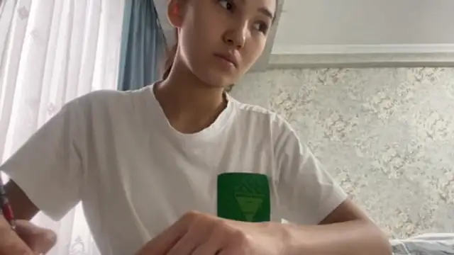 Snapshot of AyaWink chatting on 12-17-25, 08:31 AyaWink online show from 12-17-25, 08:31