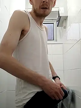 Snapshot of CrookedBunk3527 chatting on 12-15-25, 09:35 CrookedBunk3527 online show from 12-15-25, 09:35