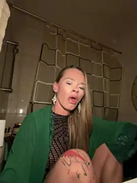 Snapshot of vinique99 chatting on 02-03-26, 03:17 vinique99 online show from 02-03-26, 03:17