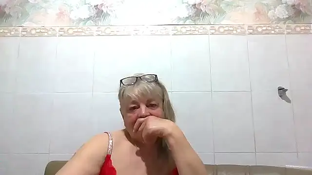 LinaLight88 online show from 04-18-26, 07:58