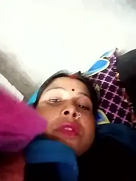 Snapshot of Shreya_pandit chatting on 01-09-26, 11:24 Shreya pandit online show from 01-09-26, 11:24