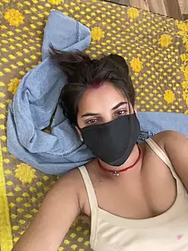 Pooja Love143 online show from 04-05-26, 07:44