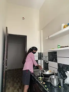 Pooja Love143 online show from 04-06-26, 05:41