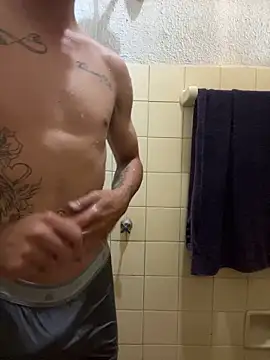 Snapshot of EnjoymentRapha chatting on 12-14-25, 05:51 EnjoymentRapha online show from 12-14-25, 05:51