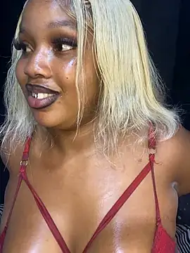 THICKBARBIE32 online show from 06-27-26, 08:03