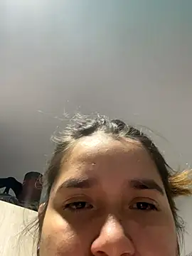 R-OMINALAPELIGROSA21 online show from 12-15-25, 01:21