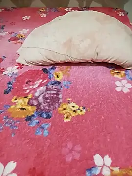 Fannyfoxfi online show from 01-14-26, 09:15