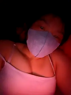 May-Ne online show from 02-08-26, 01:42