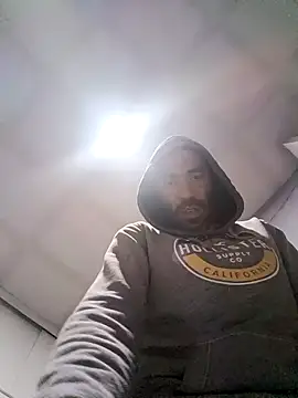 Snapshot of AntonioCeballos1234ad chatting on 12-15-25, 07:23 AntonioCeballos1234ad online show from 12-15-25, 07:23