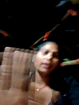 Snapshot of Rinki_malhotra chatting on 12-18-25, 01:50 Rinki malhotra online show from 12-18-25, 01:50