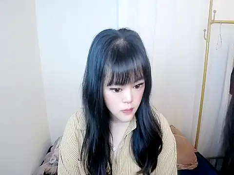 Snapshot of 605kkv chatting on 02-22-26, 03:51 605kkv online show from 02-22-26, 03:51