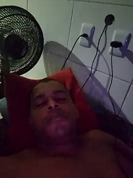 marreta240675 online show from 03-03-26, 01:45