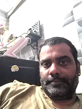 RoyallyYoursBaby online show from 12-15-25, 03:27