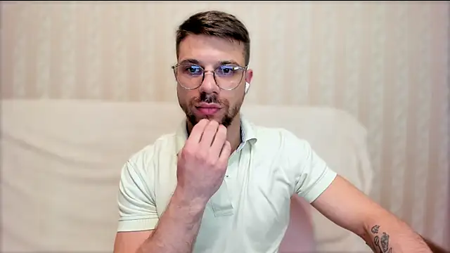 Tony Wolf online show from 04-13-26, 02:22