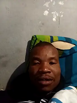 Snapshot of thabisozxz chatting on 05-15-26, 04:52 thabisozxz online show from 05-15-26, 04:52