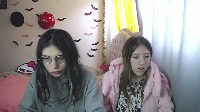 Briar y Blair online show from 03-13-26, 04:13