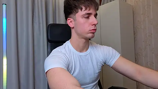 KellenWest online show from 03-17-26, 05:11