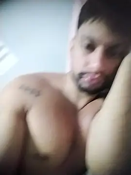 Snapshot of moreno_dotado22 chatting on 06-07-26, 08:56 moreno dotado22 online show from 06-07-26, 08:56