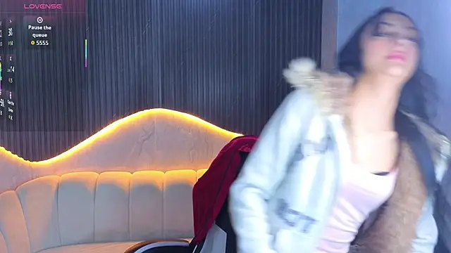 Tifany Tx online show from 03-12-26, 12:33