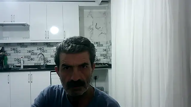Snapshot of kobra21turki chatting on 04-18-26, 08:09 kobra21turki online show from 04-18-26, 08:09