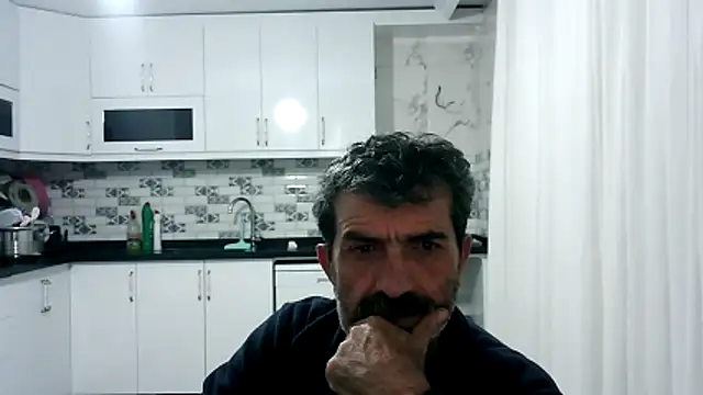 Snapshot of kobra21turki chatting on 04-20-26, 04:54 kobra21turki online show from 04-20-26, 04:54