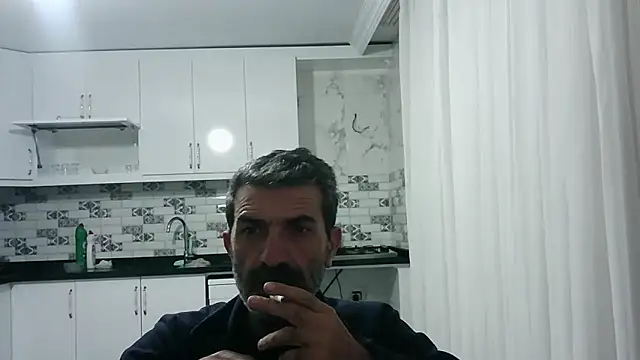 Snapshot of kobra21turki chatting on 04-21-26, 10:12 kobra21turki online show from 04-21-26, 10:12
